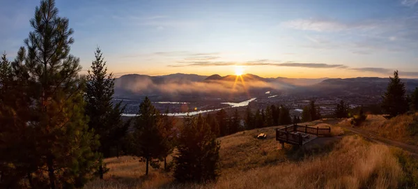 Beautiful Panoramic View Canadian City Kamloops Colorful Summer Sunrise Located — Stock Photo, Image