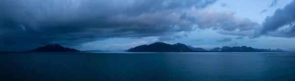 Wunderschöner Panoramablick Auf Die Amerikanische Berglandschaft Der Meeresküste Während Eines — Stockfoto