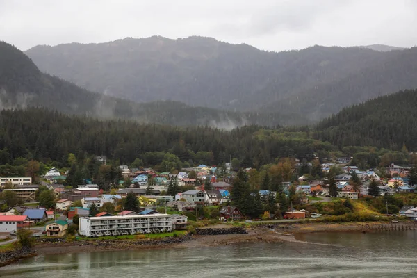 Bela Vista Uma Pequena Cidade Juneau Durante Uma Manhã Nublada — Fotografia de Stock