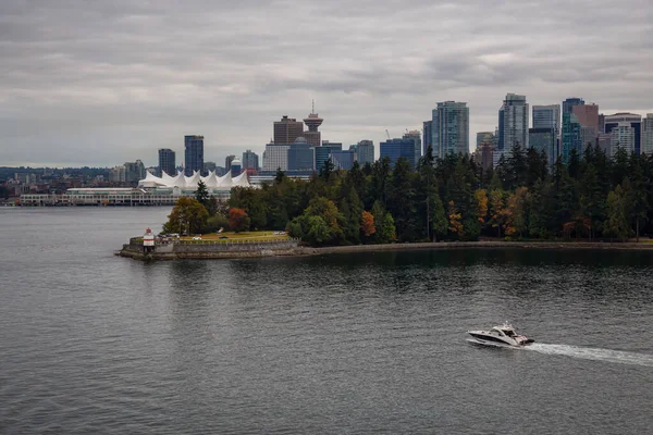 Brockton Point Lighthouse Stanley Park Com Vancouver Downtown Canadá Segundo — Fotografia de Stock