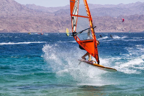 Eilat Izrael 2019 Április Adventurous Man Enjoy Water Sports Windsurfing — Stock Fotó