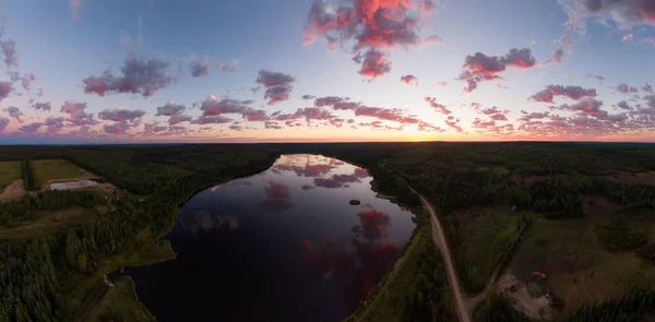 Krásný panoramatický pohled na kanadskou přírodu — Stock fotografie