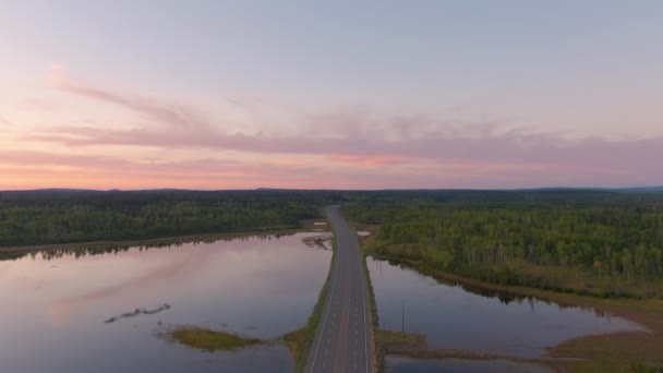 Hermosa vista panorámica de la naturaleza canadiense — Vídeos de Stock
