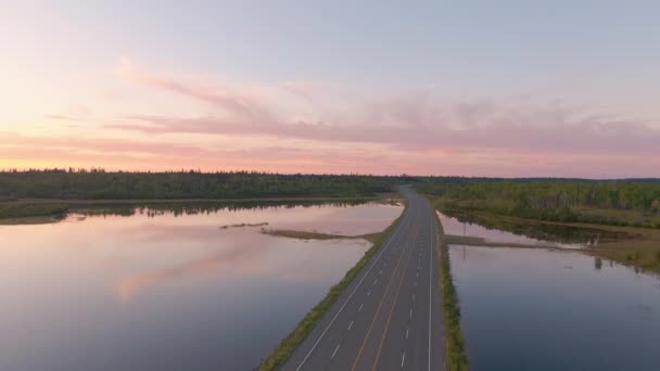 Krásný panoramatický pohled na kanadskou přírodu — Stock video