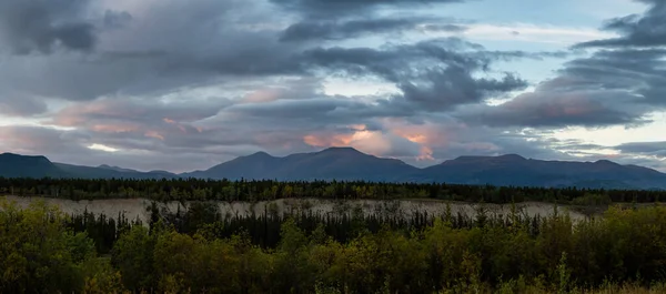 Kanadensiskt naturlandskap — Stockfoto