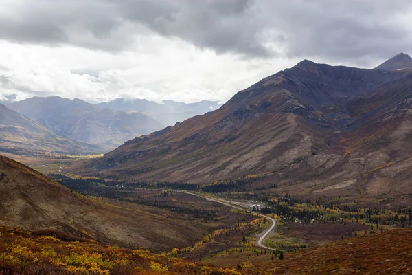 Paysage naturel canadien au Yukon — Photo