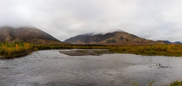 Canadian Nature Landscape in Yukon — Stock Photo, Image