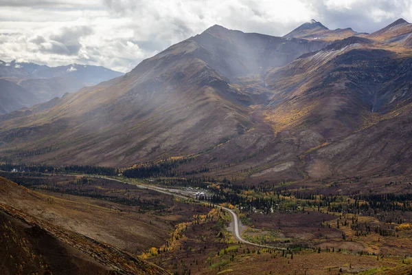 Scenic Road en Yukon, Canadá — Foto de Stock