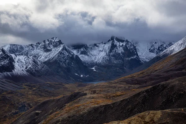 Kanadische Naturlandschaft im Yukon — Stockfoto