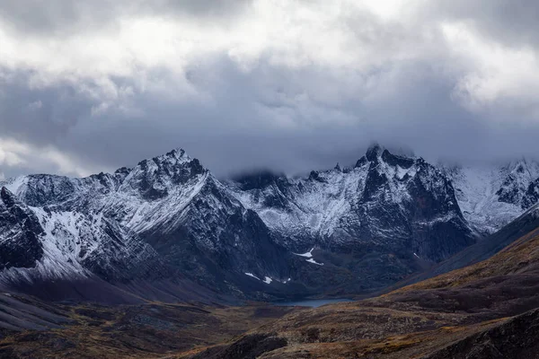 Canadese natuur landschap in Yukon — Stockfoto