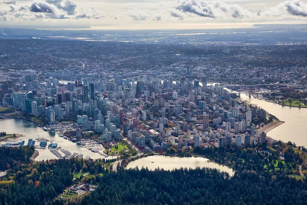 Flygfoto över Vancouver, British Columbia Canada — Stockfoto