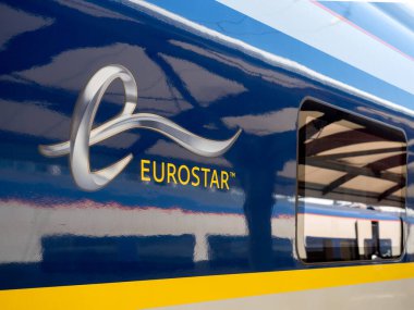 PARIS, FRANCE - 02 AĞUSTOS 2018: Eurostar treninde logo işareti