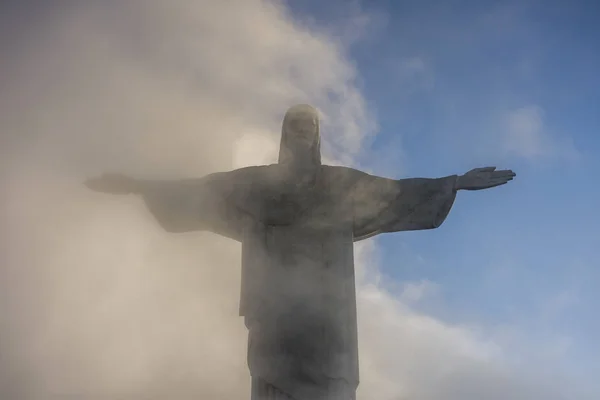 크리스토 Redentor 그리스도 구름에 Morro에의 풍경을 Corcovado Corcovado 자네이 브라질 — 스톡 사진