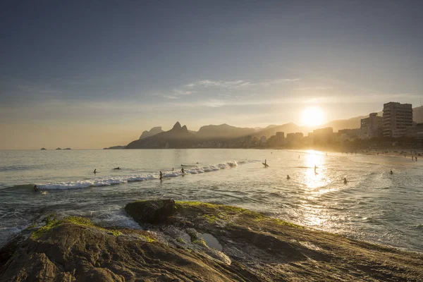 Bela Paisagem Pôr Sol Oceano Atlântico Montanhas Vistas Praia Ipanema — Fotografia de Stock