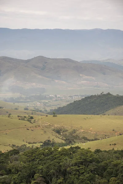 Piękny Krajobraz Atlantyku Rainforest Postrzegane Parku Narodowego Itatiaia Vale Zrobić — Zdjęcie stockowe