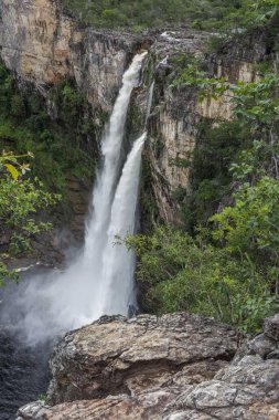 Doğada, Chapada dos Veadeiros, Goias, merkezi Brezilya büyük güzel şelale peyzaj