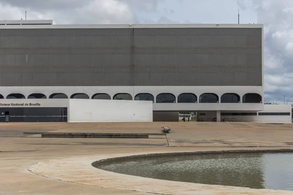 Krajowych Biblioteki Biały Nowoczesny Budynek Centrum Brasilia Dystrykt Federalny Kapitału — Zdjęcie stockowe