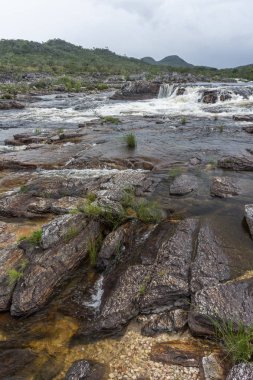 Cerrado nehri Chapada dos Veadeiros, Goias, Orta Brezilya 'da güzel bir manzara üzerindedir.