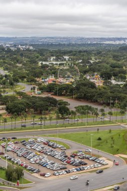 Eğlence Parkı Parque da Cidade (şehir parkı), Brasilia, Federal bölge, sermaye Brezilya şehir içinde dönme