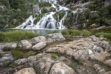 Doğada, Chapada dos Veadeiros, Goias, merkezi Brezilya büyük güzel cerrado şelale peyzaj