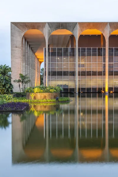 伊塔马拉蒂宫殿国际事务公共大厦在中央巴西利亚 联邦区 资本城市巴西 — 图库照片