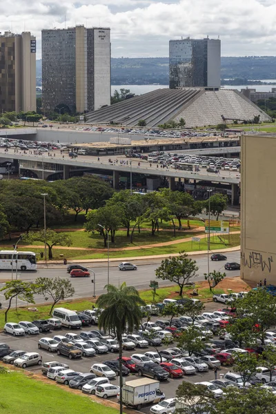 Parkeringsplats Full Bilar Nära Bussterminalen Brasilia Federala Distriktet Kapital Staden — Stockfoto