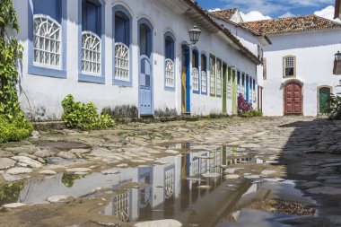 Koloni tarihi şehir Paraty, Costa Verde bölgesi Güney Rio de Janeiro, Brezilya için binalarda