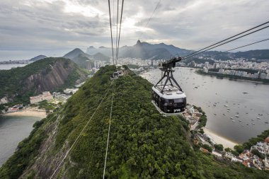 Pao de Acucar (Sugar Loaf Dağı) Rio de Janeiro, Brezilya için üzerinden görüntülemek