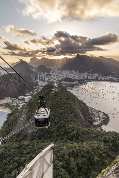 Vue sur la montagne du Pain de Sucre, Rio de Janeiro, Brésil — Photo