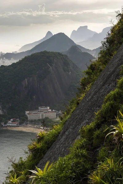 Vista da Serra do Pão de Açúcar, Rio de Janeiro, Brasil — Fotografia de Stock