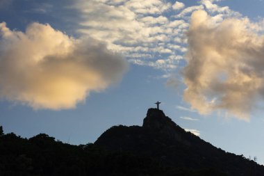 Corcovado Dağı ve İsa Kurtarıcı güzel manzara