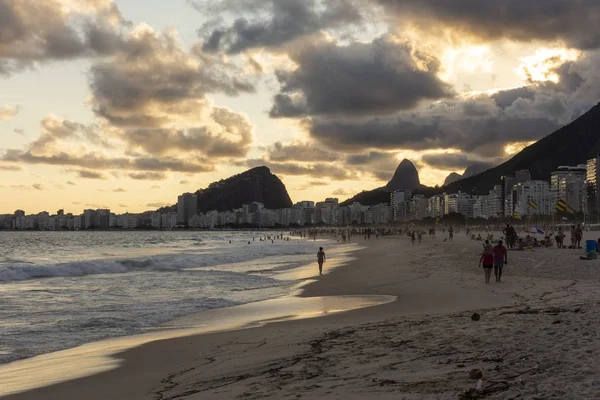 Naplemente táj látható Leme Beach Rio de Janeiro, Brazília — Stock Fotó