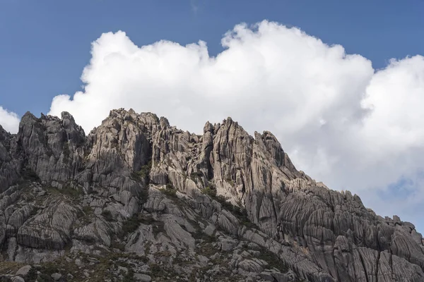 Vackert landskap av klippiga bergen i Itatiaia Park, Rio de — Stockfoto