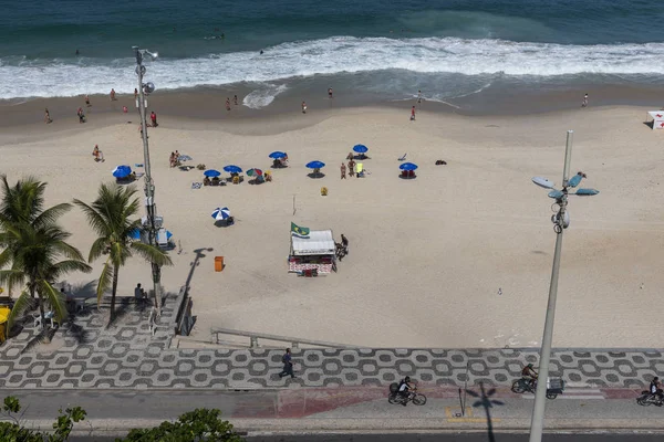 Vista a Ipanema Beach ocean and sandline, Rio de Janeiro, Brasil — Foto de Stock