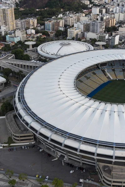 リオのヘリコプター飛行中のマラカナスタジアムへの航空写真 — ストック写真