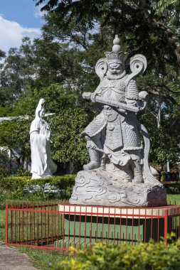 Budist tapınağı Chen Tien üzerinde Savaşçı heykeli, Foz do Iguaçu, Par