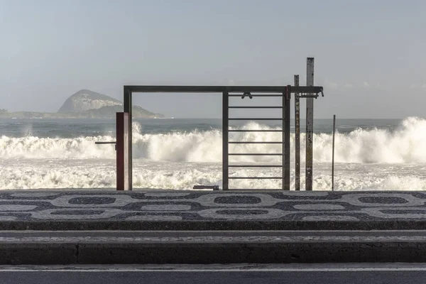 Pohled Cvičení Zařízení Pláži Přední Oblasti Liblon Rio Janeiro Brazílie — Stock fotografie