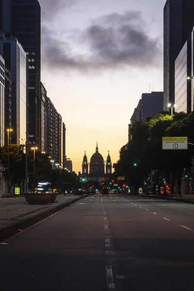 Bela Vista Para Semáforos Verdes Vermelhos Rua Vazia Centro Cidade — Fotografia de Stock