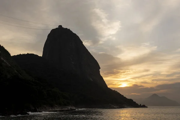 Krásný Výhled Horu Sugar Loaf Při Východu Slunce Pláže Vermelha — Stock fotografie