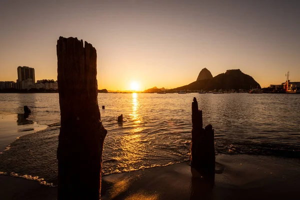 Güzel Gün Doğumu Işığı Sugar Loaf Dağı Manzarası Botafogo Sahili — Stok fotoğraf