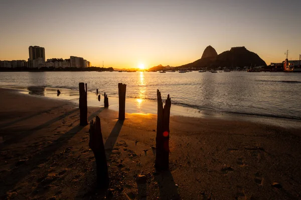 Güzel Gün Doğumu Işığı Sugar Loaf Dağı Manzarası Botafogo Sahili — Stok fotoğraf