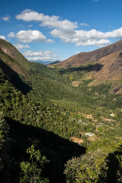 Hermosa Vista Las Verdes Montañas Selva Tropical Cerca Río Janeiro — Foto de Stock
