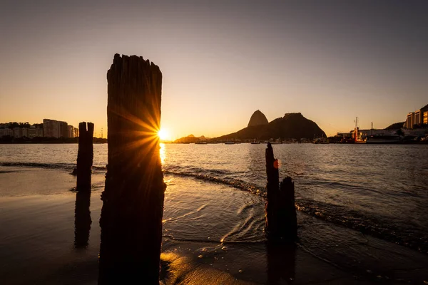 Güzel Gün Doğumu Işığı Sugar Loaf Dağı Manzarası Botafogo Sahili — Stok fotoğraf