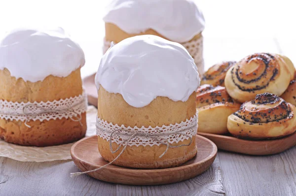 Baking for the spring holiday of Easter. — Stock Photo, Image