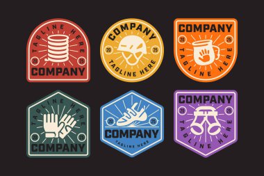 tırmanma ipleri, miğfer, tebeşir torbası, eldivenler, ayakkabılar, koltuk kemeri retro rozet logo tasarım koleksiyonu tırmanma, spor, macera, kaşif, dağcılık, tırmanıcı, kruvazör, gezgin