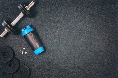 Fitness veya vücut geliştirme arka plan. Spor salonu zemin, halter ana sayfa görünümü