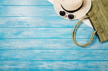 İskele plaja üstten görünüm yakın. Arka plan kopya alanı ile