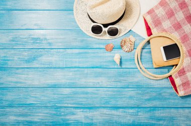 İskele plaja üstten görünüm yakın. Arka plan kopya alanı ile