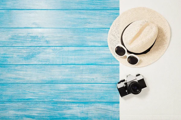 Pier near the beach, top view. Background with copy space — Stock Photo, Image