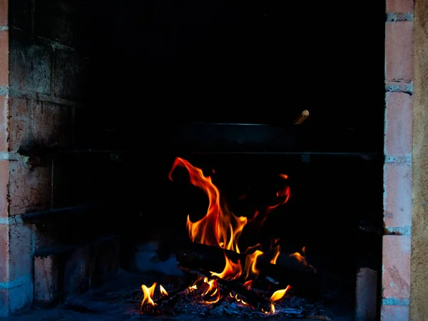 Fire on a campfire — Stock Photo, Image